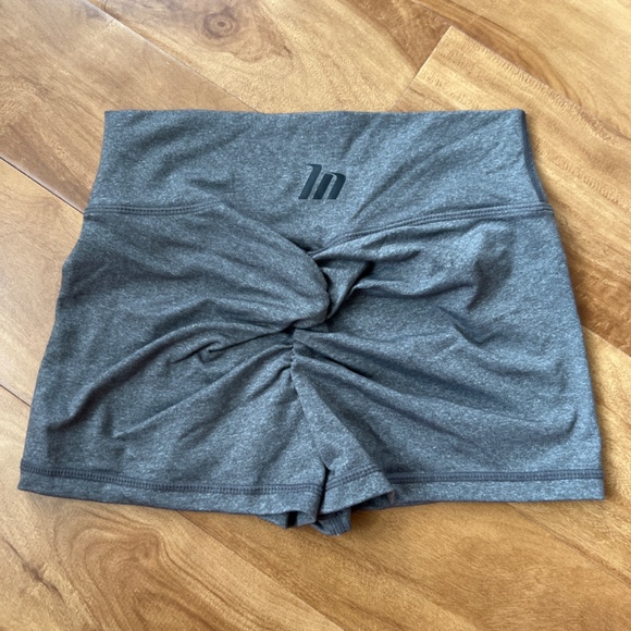 Muscle Nation Booty Scrunch Shorts - Picture 2 of 3